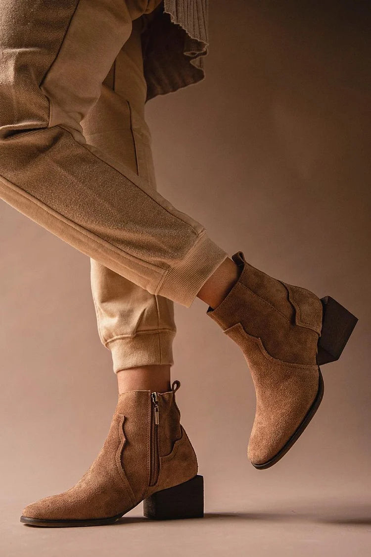 Thaïs | Bottes Marron en Suédine Pointues à Zip Latéral