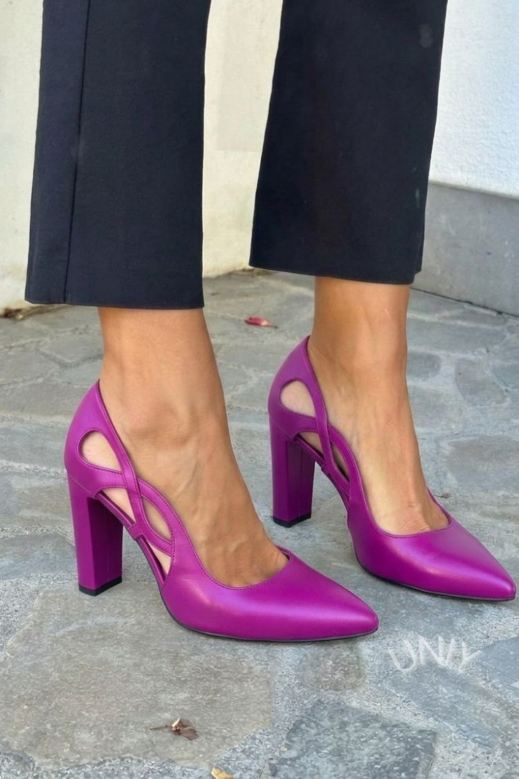 Escarpins pointus à découpes en simili cuir à talon bloc