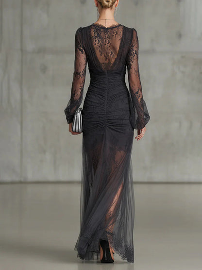 Tessa | Robe Longue en Dentelle Semi-Transparente à Manches Longues pour Femme