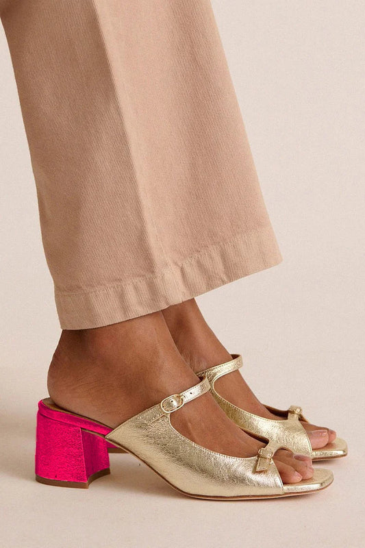 Talons larges slingback à découpes color block Or
