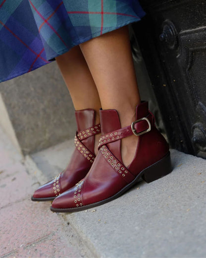 Inès | Bottines Bordeaux Pointues à Brides Croisées