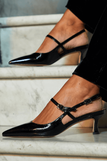 Talons slingback pointus extra-brillants Noir