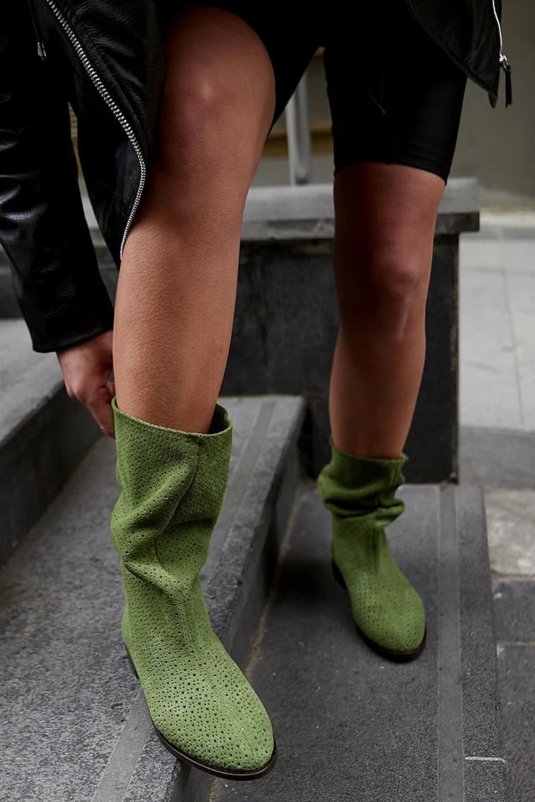 Nicole | Bottes Mi-Mollet Vertes en Suédine Bout Rond Ajouré