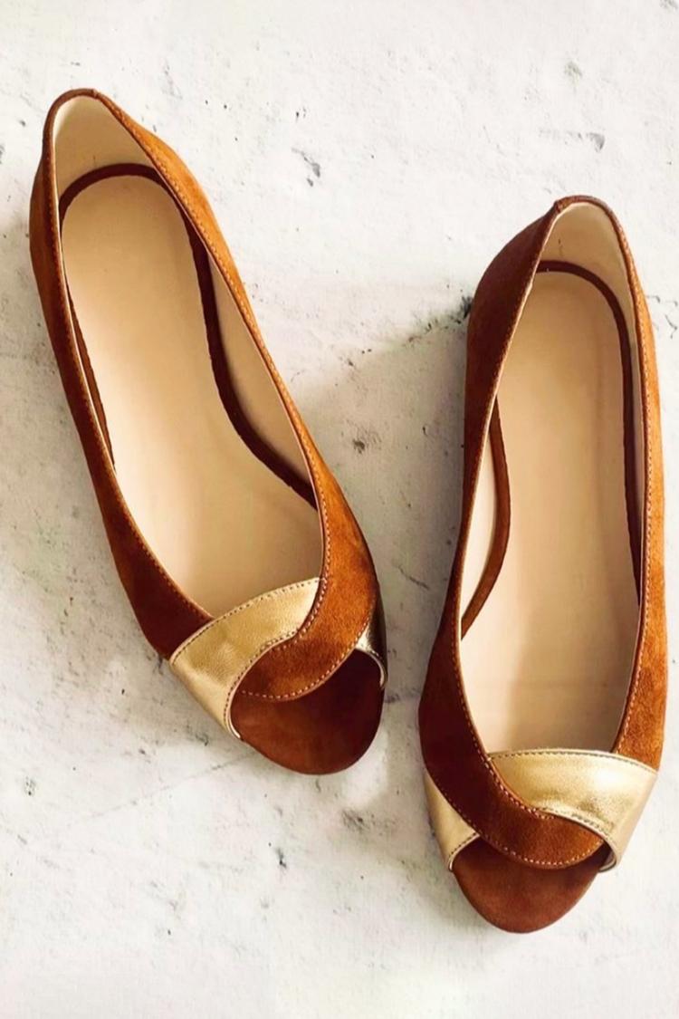 Sandales Casual Marron Color Block à Brides Croisées et Bout Ouvert.