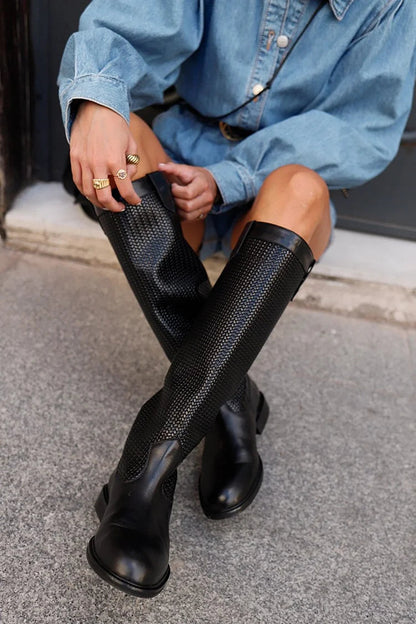 Maud | Bottes Hautes Noires Texturées à Bout Rond