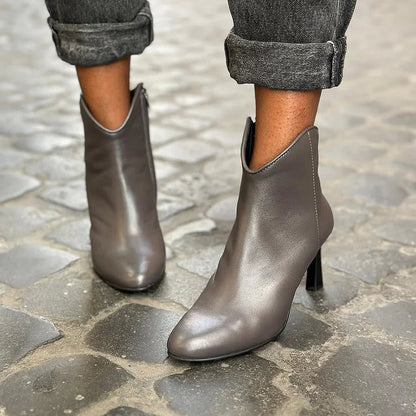 Elsa | Bottes Grises Pointues à Talon Aiguille et Zip