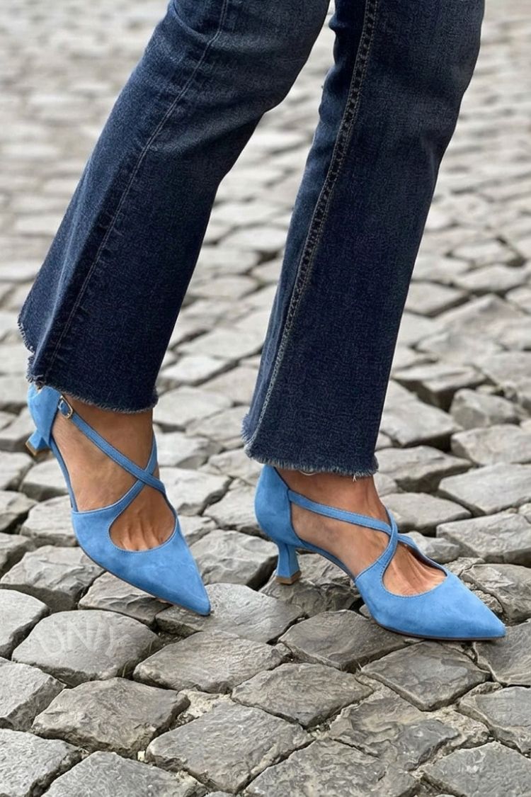 Talons bas pointus Kaki unis avec boucle et brides croisées