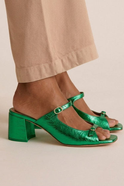 Talons larges slingback à découpes color block Or