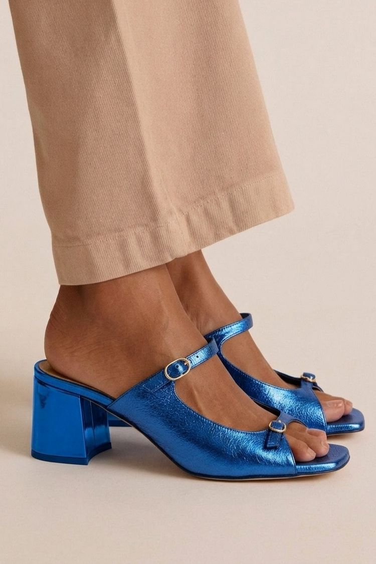 Talons larges slingback à découpes color block Or