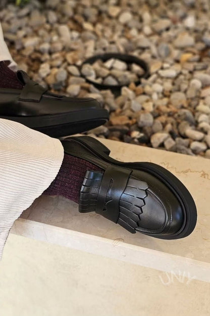Jacqueline | Mocassins Noirs à Plateforme Chunky et Franges