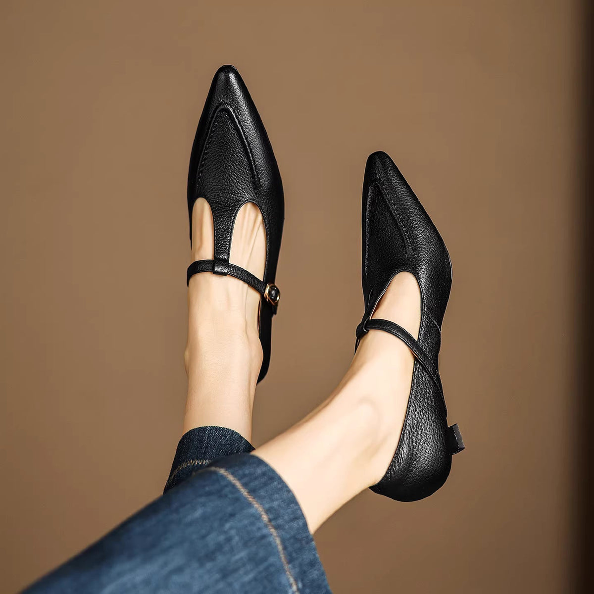 Tirea – Escarpins en Cuir à Bride en T – vue 18