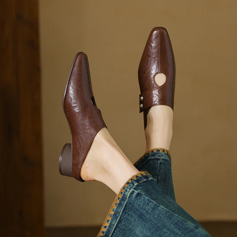 Olga mules en cuir marron