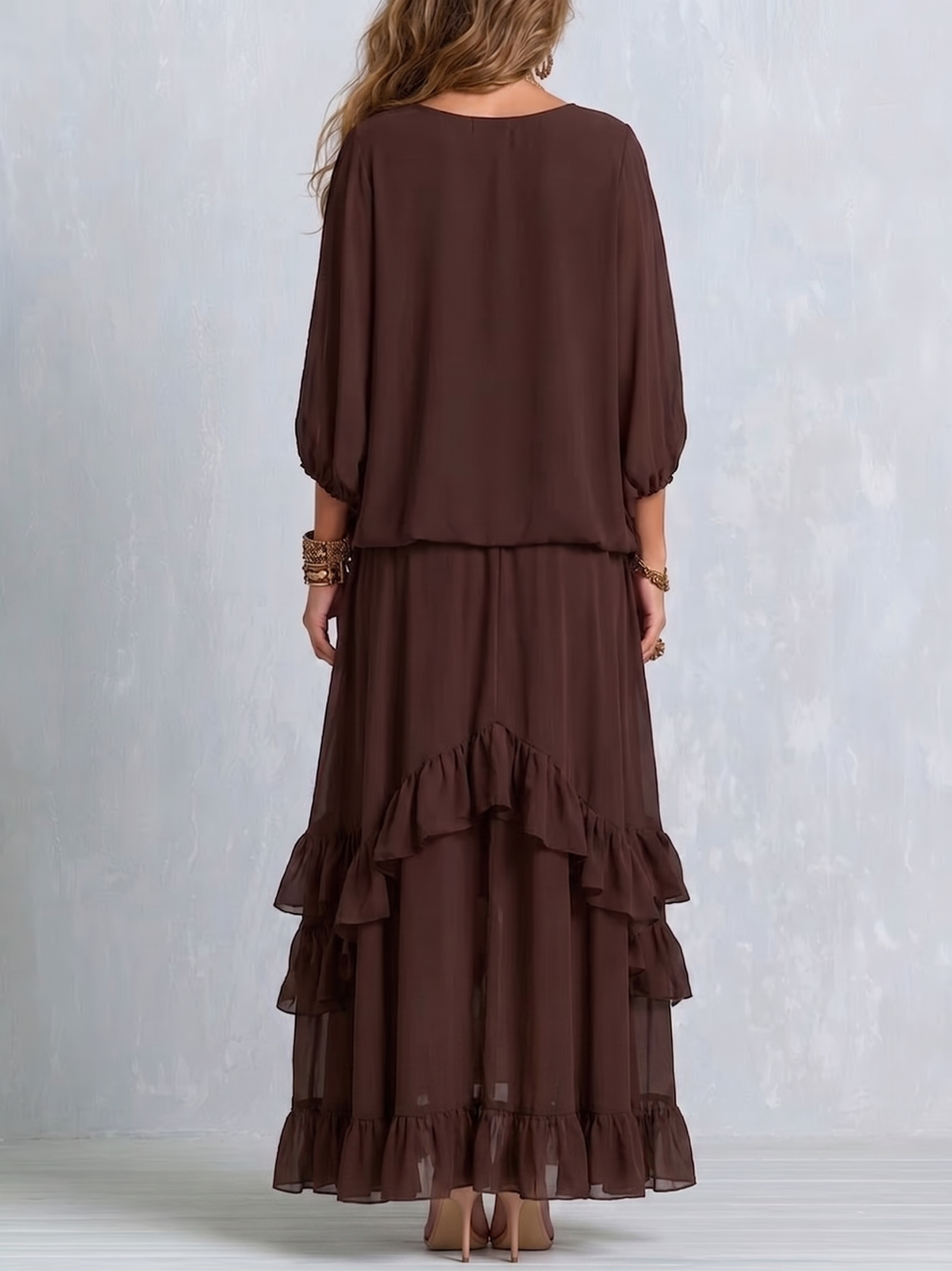 Ensemble Marron en Mousseline avec Top Col en V à Coulisse et Pompons et Jupe à Volants Multicouches