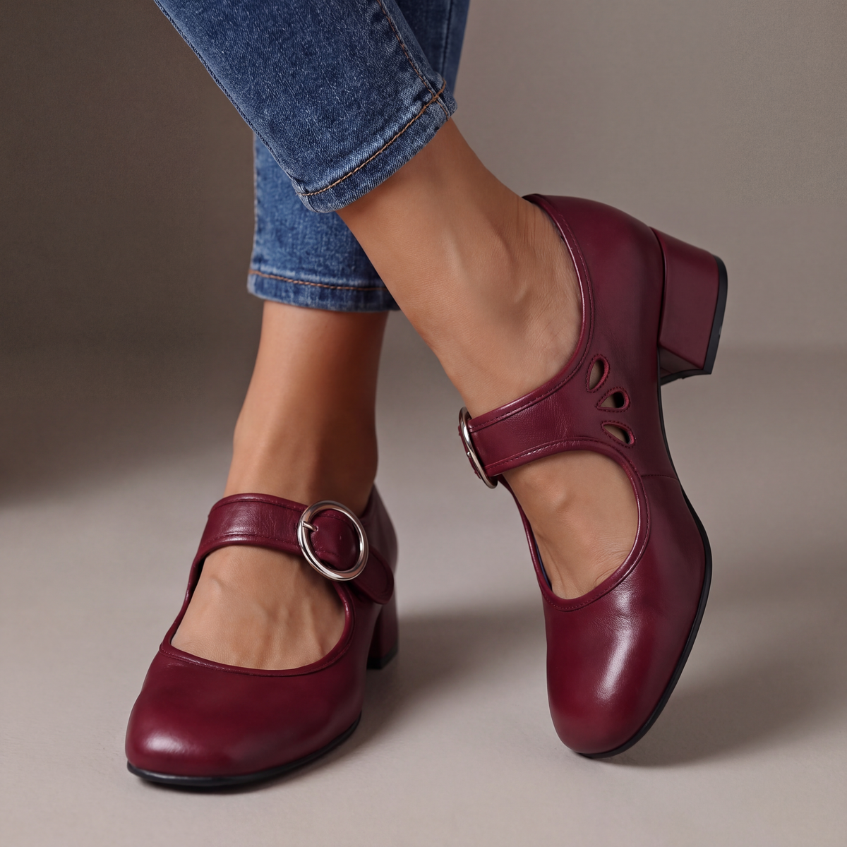 Joséphine babies en cuir rouge