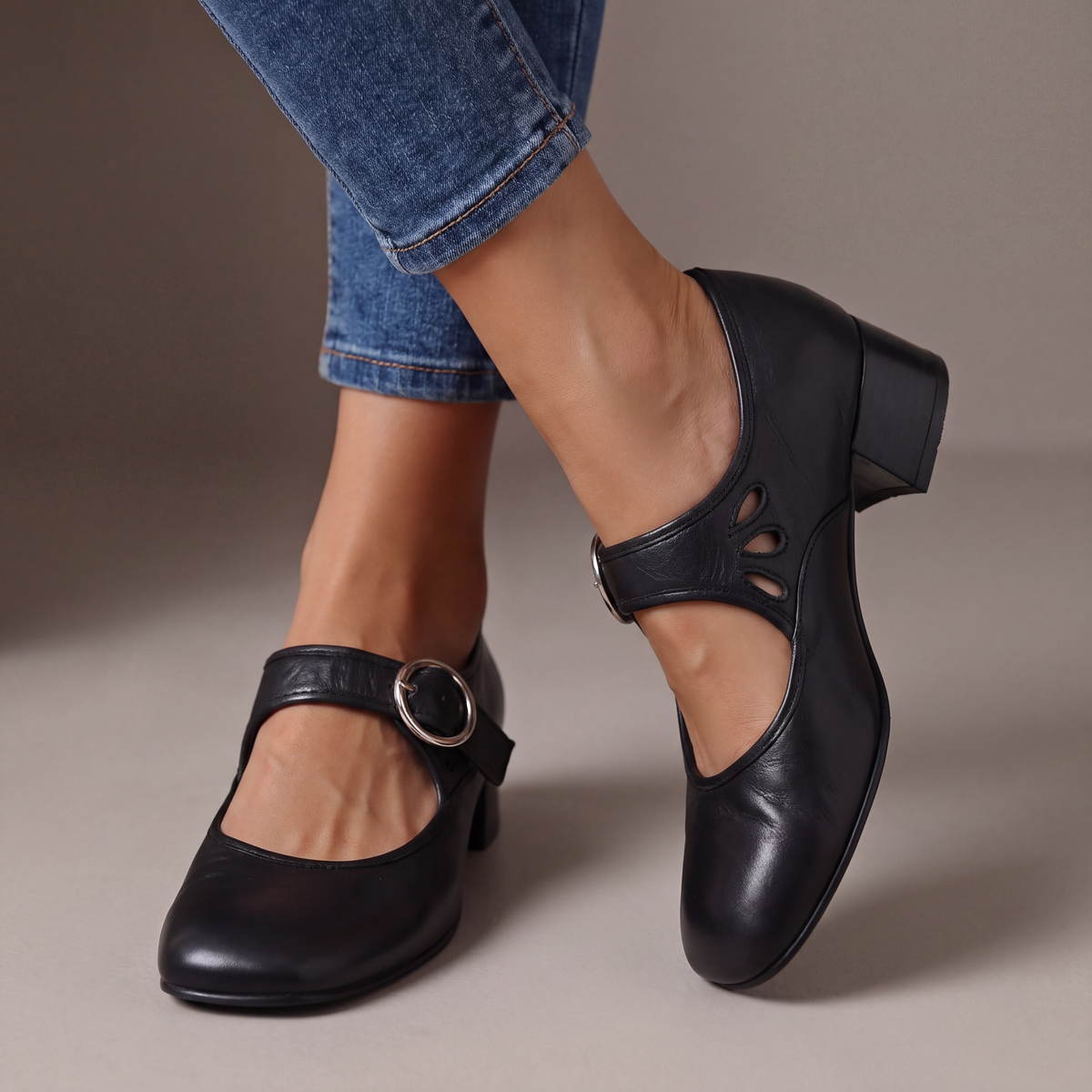 Joséphine babies en cuir noir