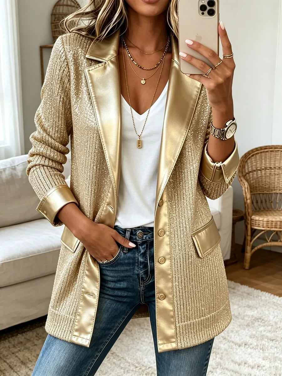 VICTOIRE | Blazer en maille dorée avec liserés en similicuir