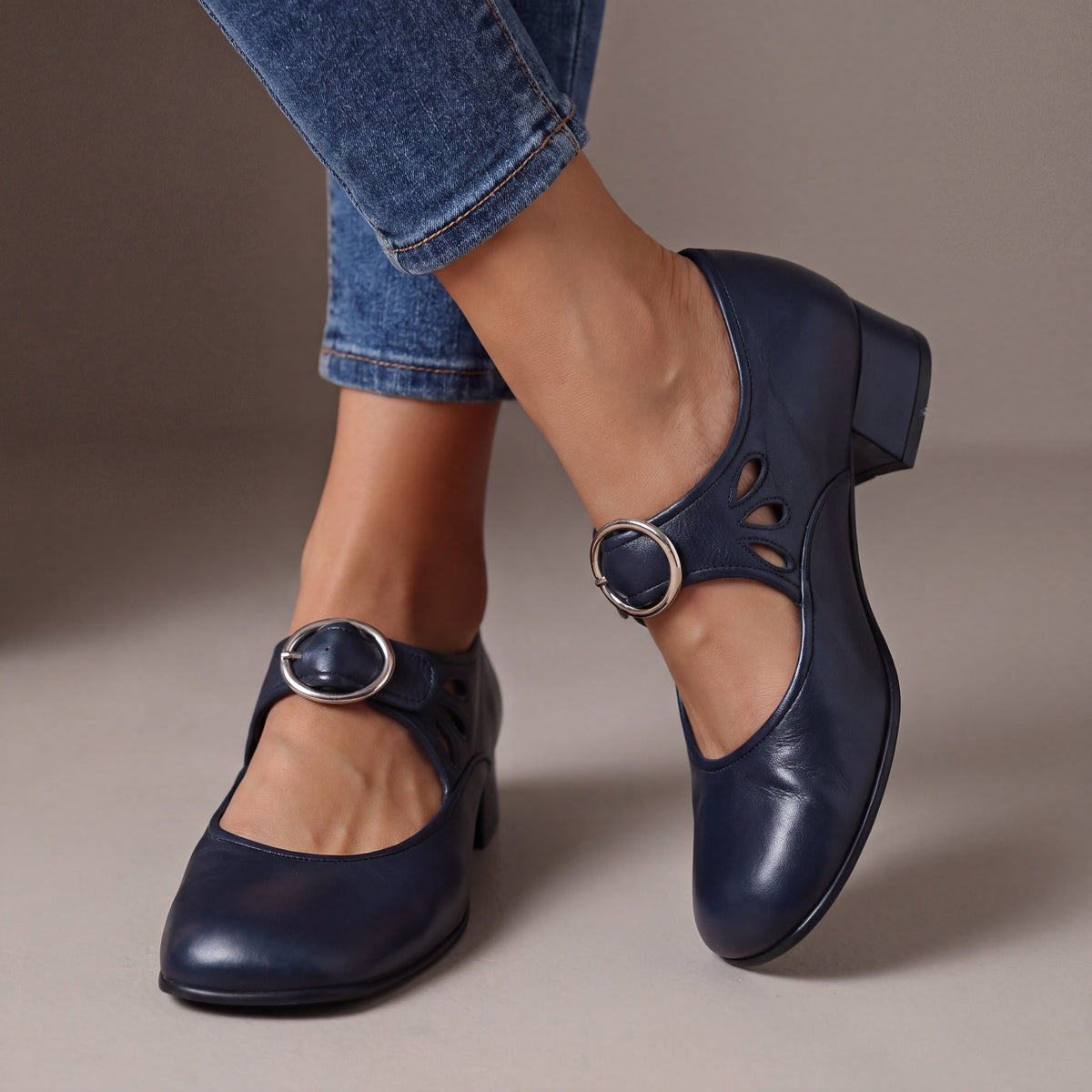 Joséphine babies en cuir bleu marine