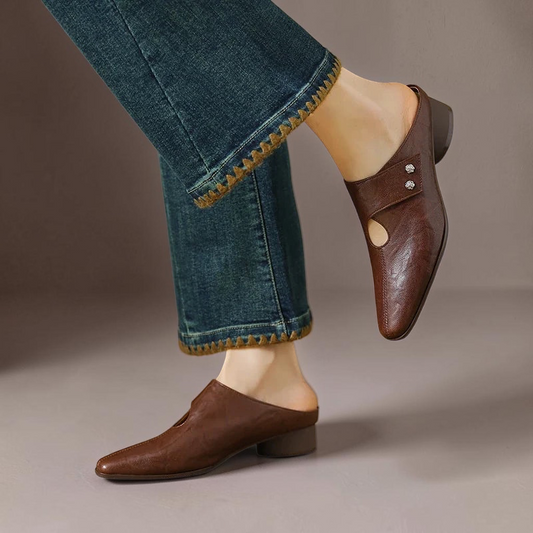 Olga mules en cuir marron