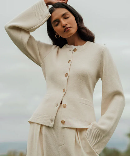 Camilla | Cardigan Ajusté à Boutons